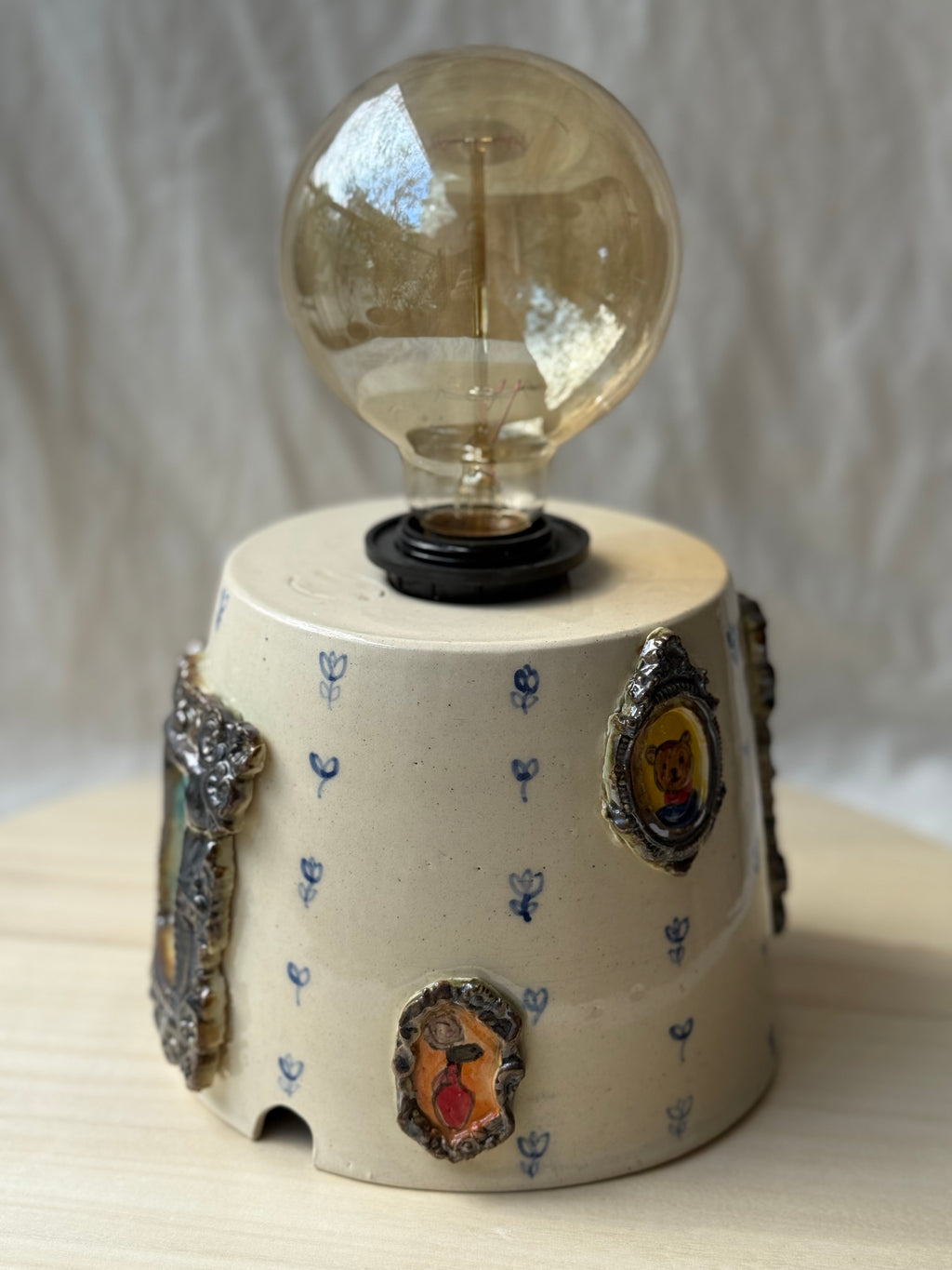 The Storybook Lamp