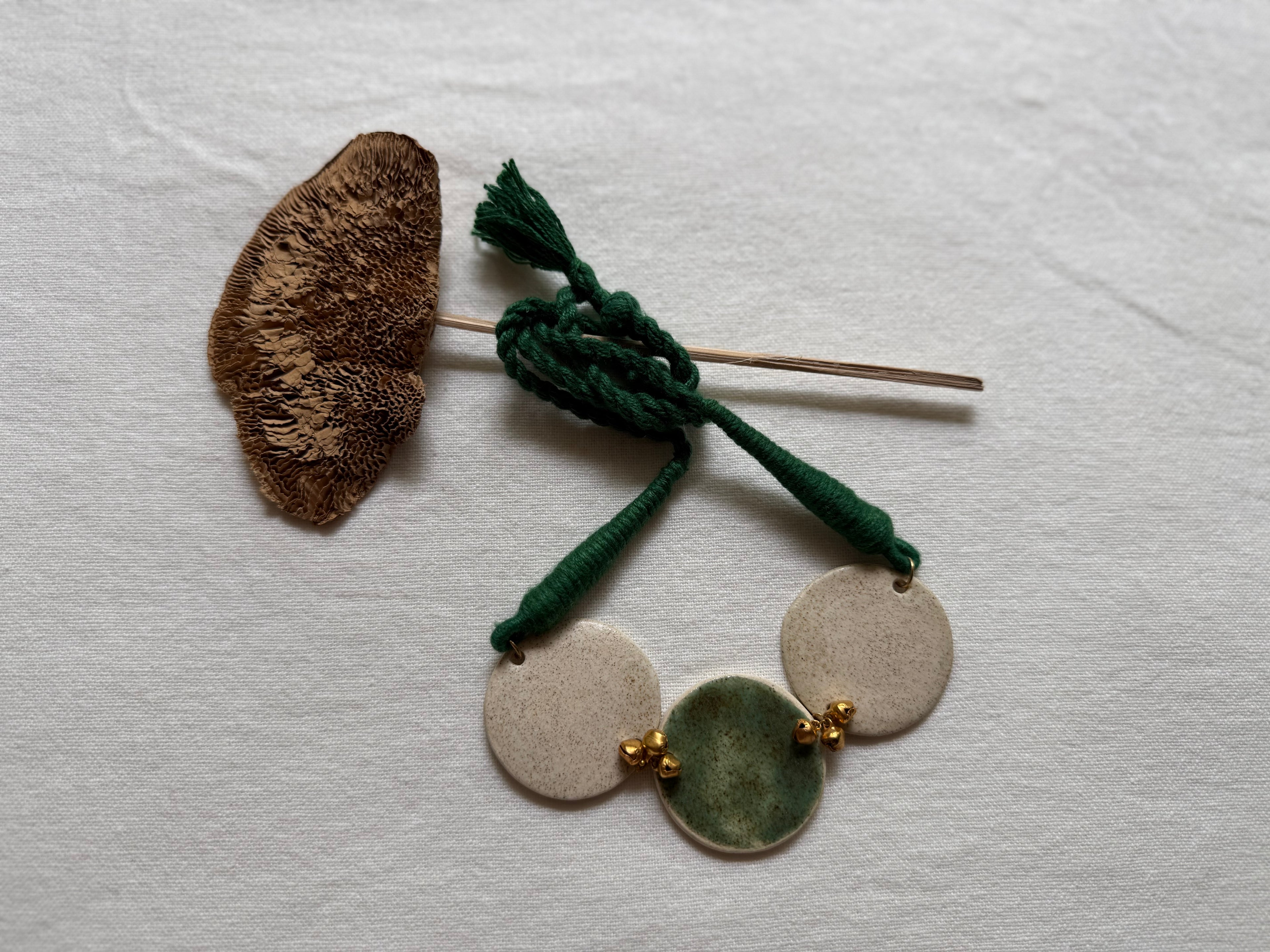 Chandni Vritta Choker