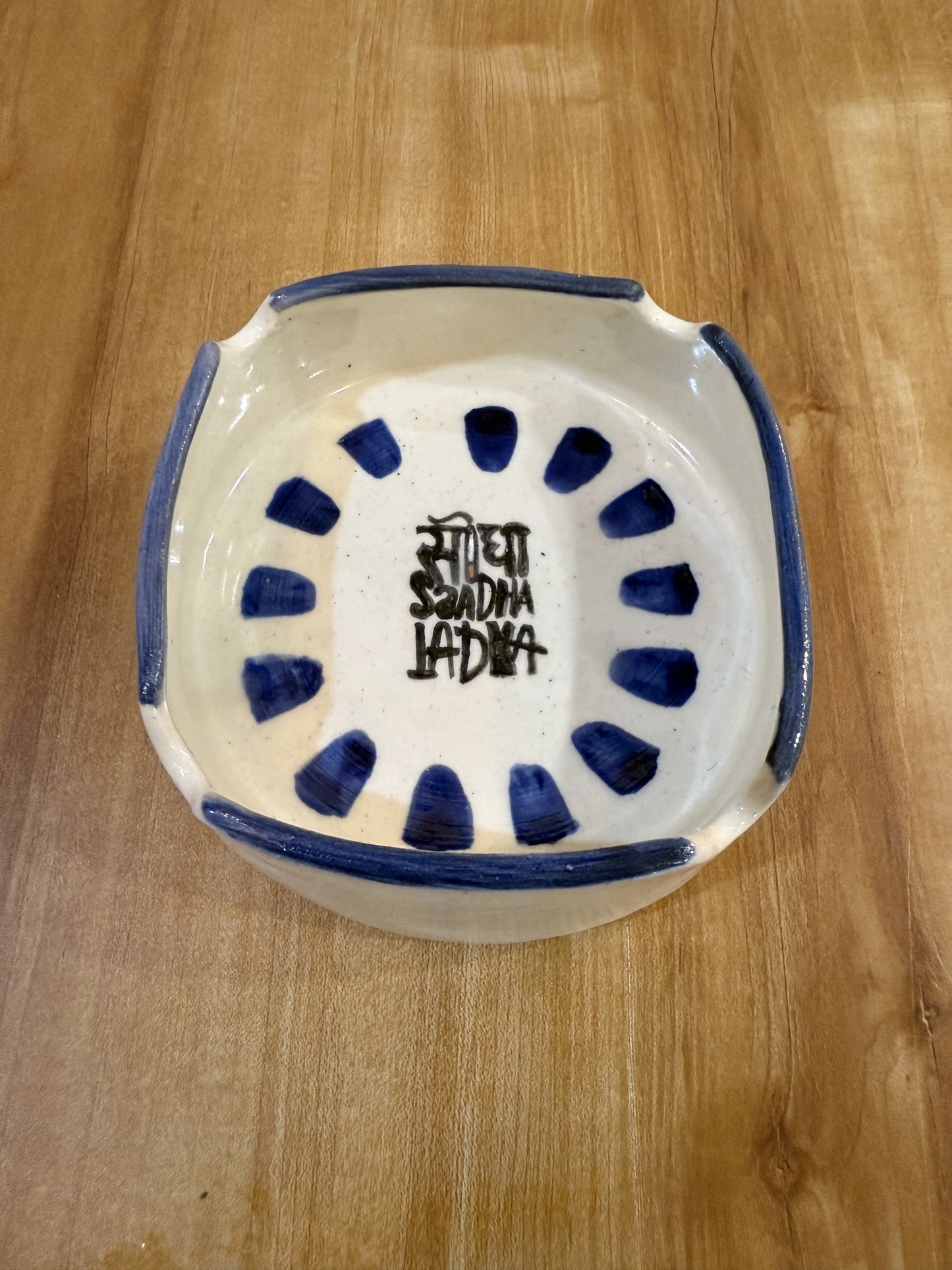 Seedha Saadha Ladka Ashtray