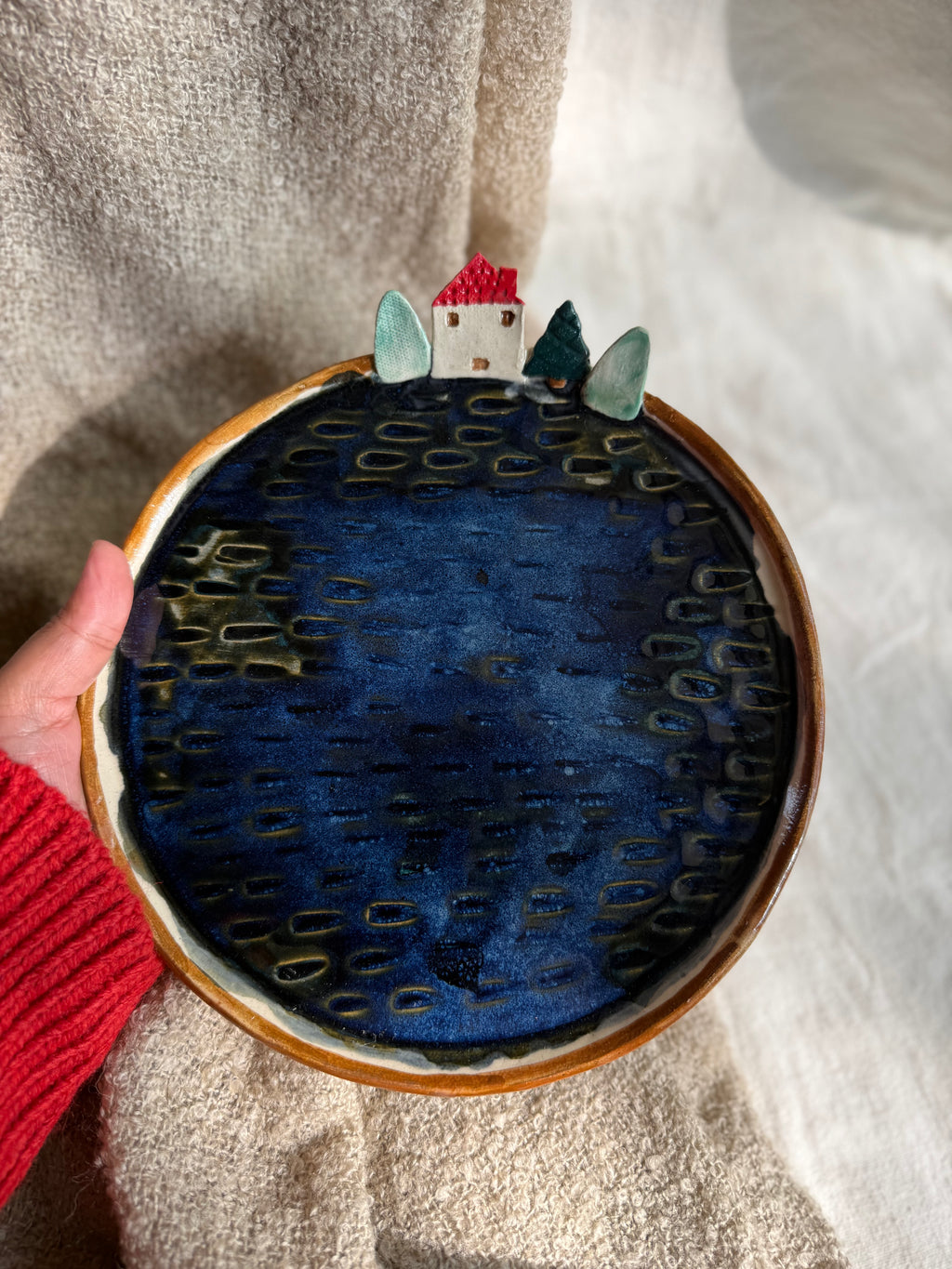 Cottage by the Water Plate