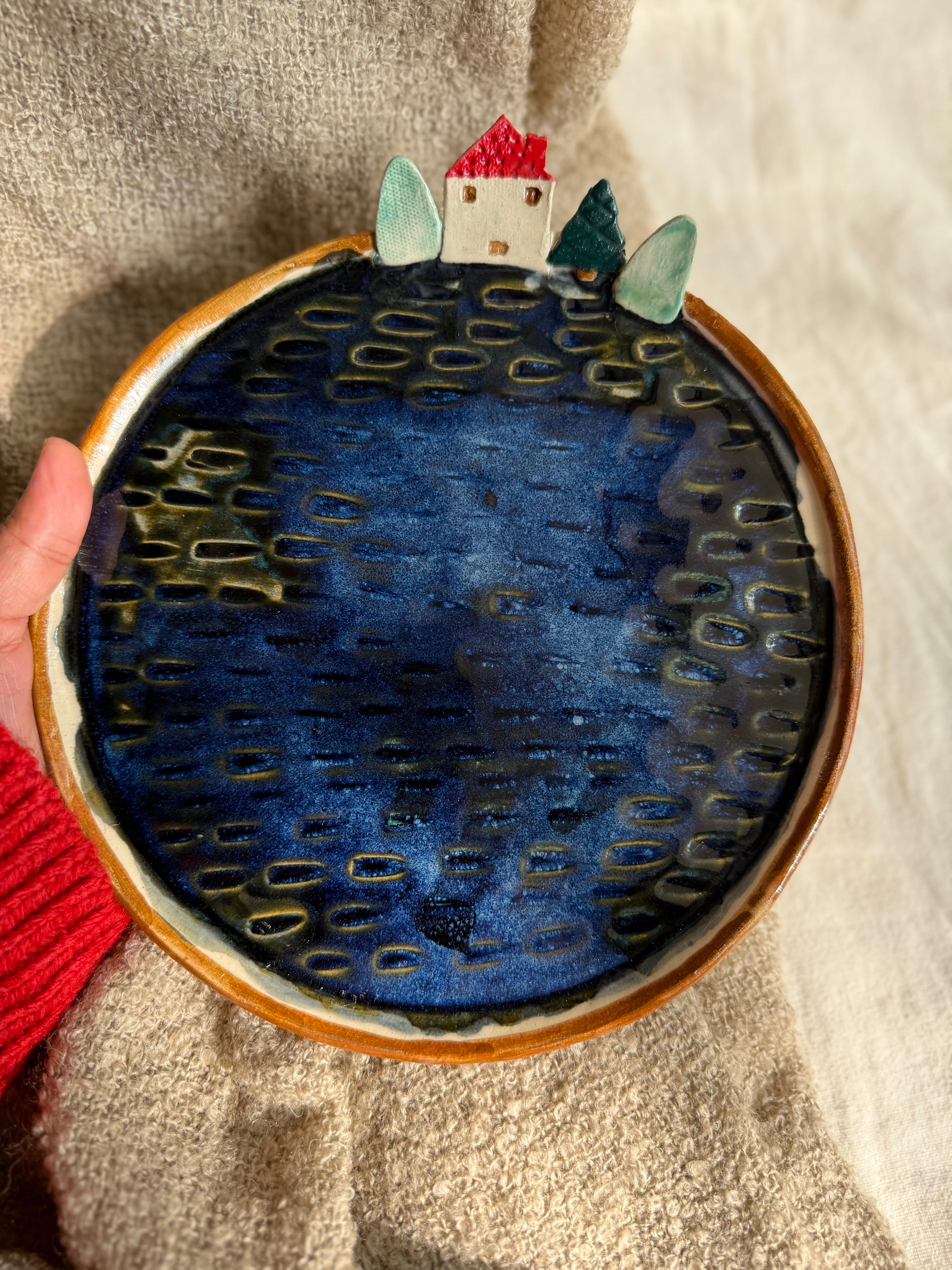 Cottage by the Water Plate