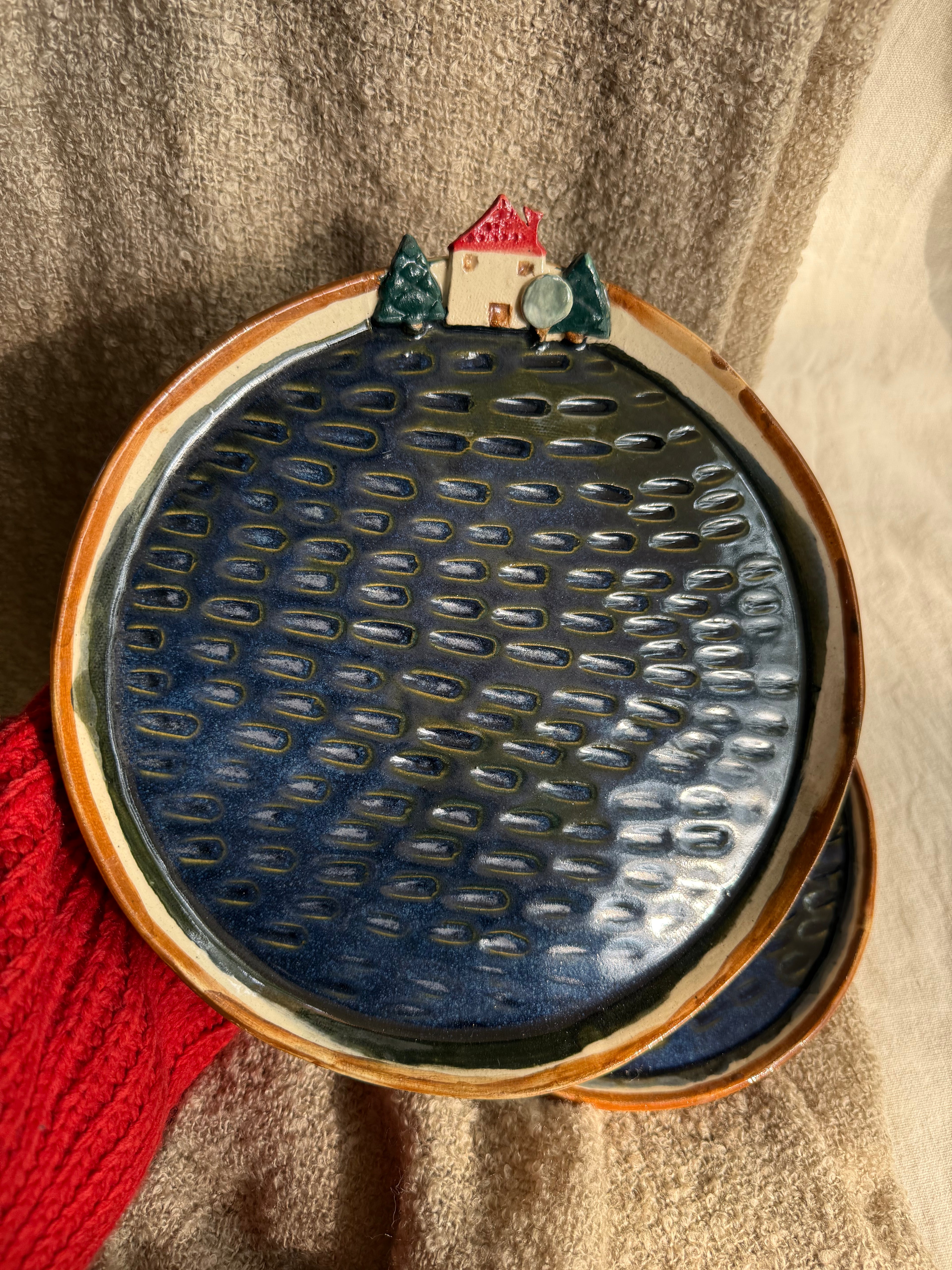 Cottage by the Water Plate