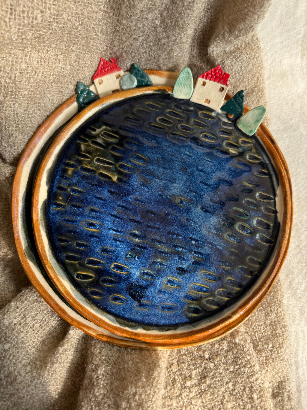 Cottage by the Water Plate