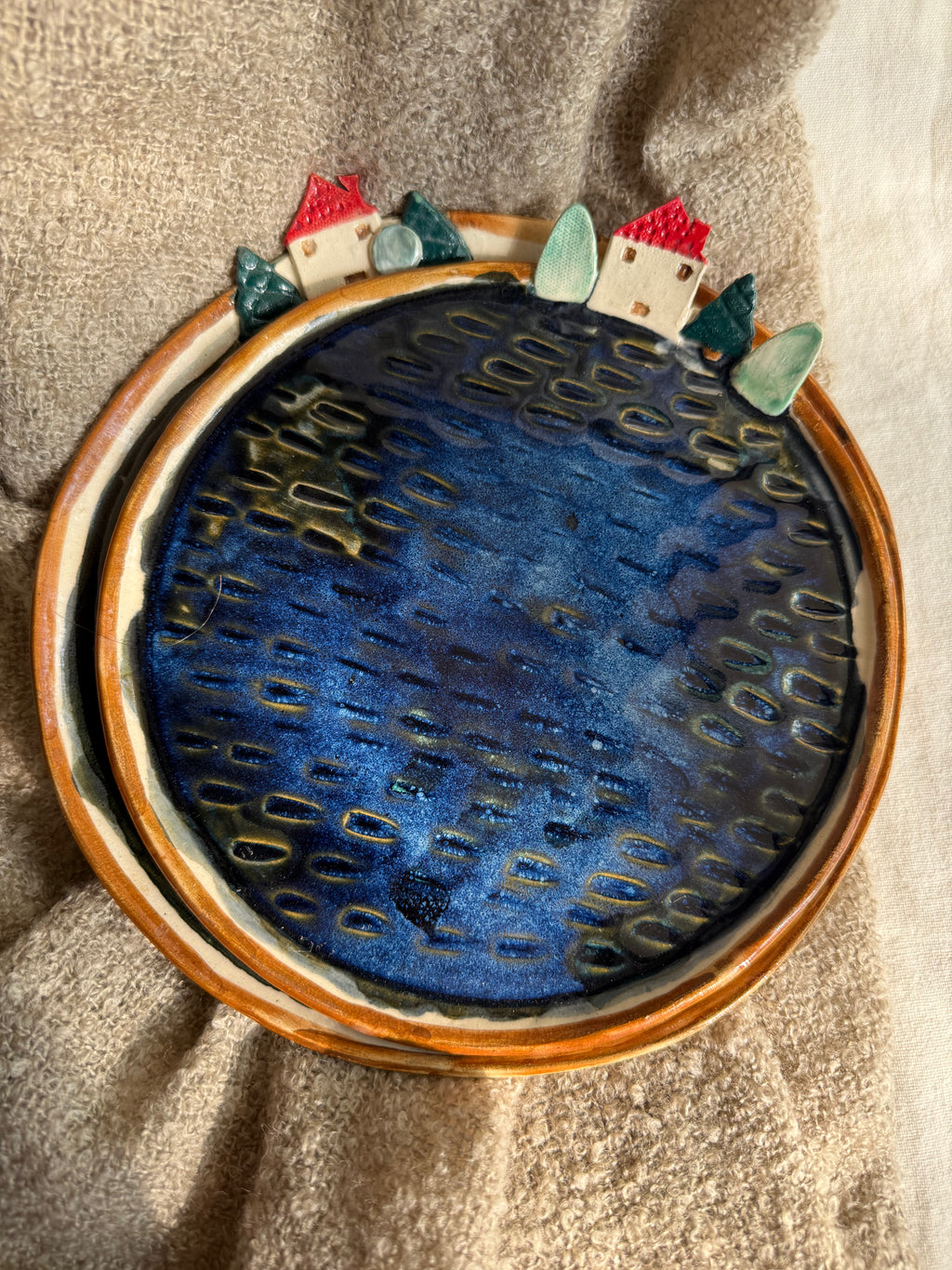 Cottage by the Water Plate