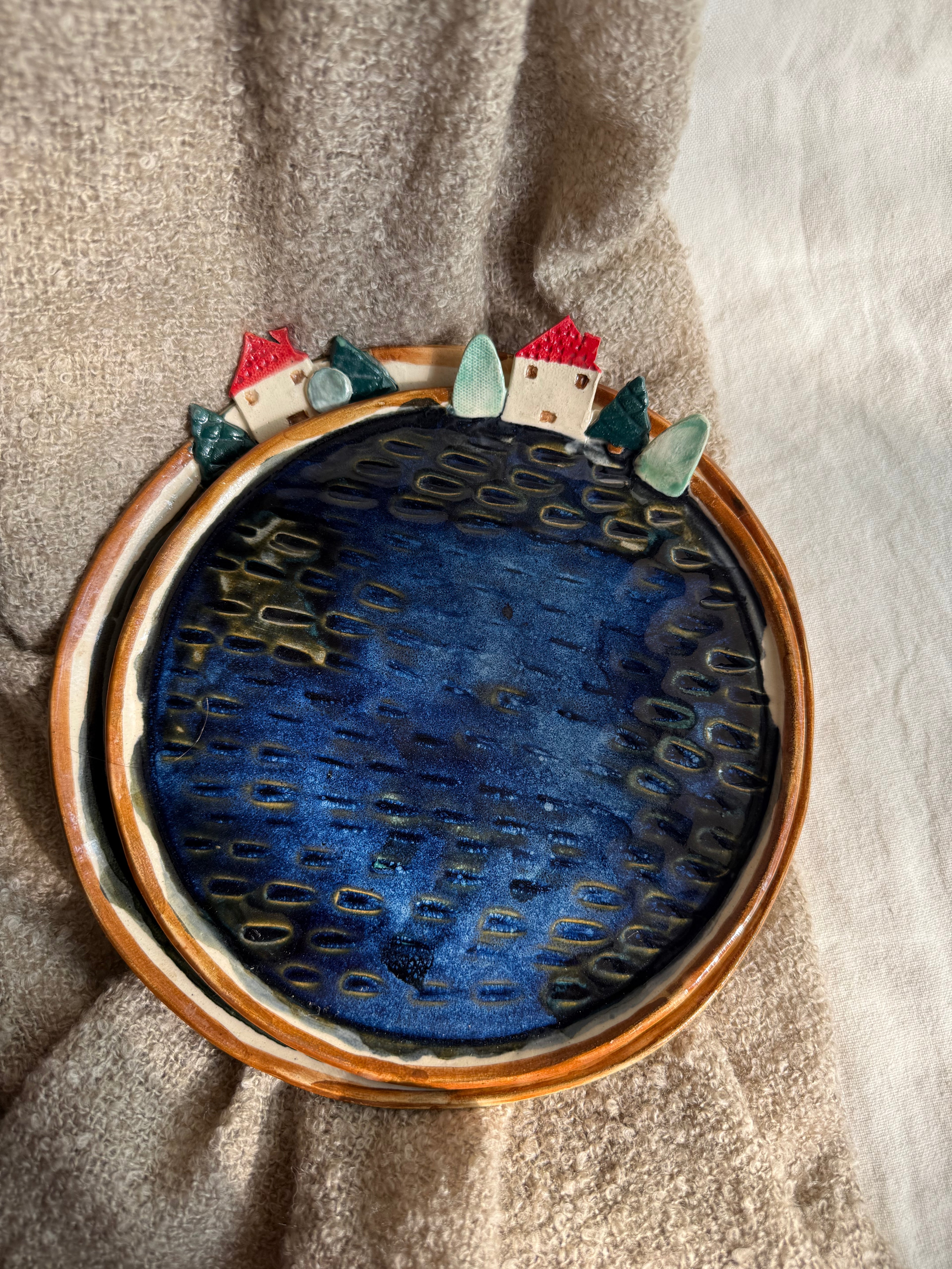 Cottage by the Water Plate