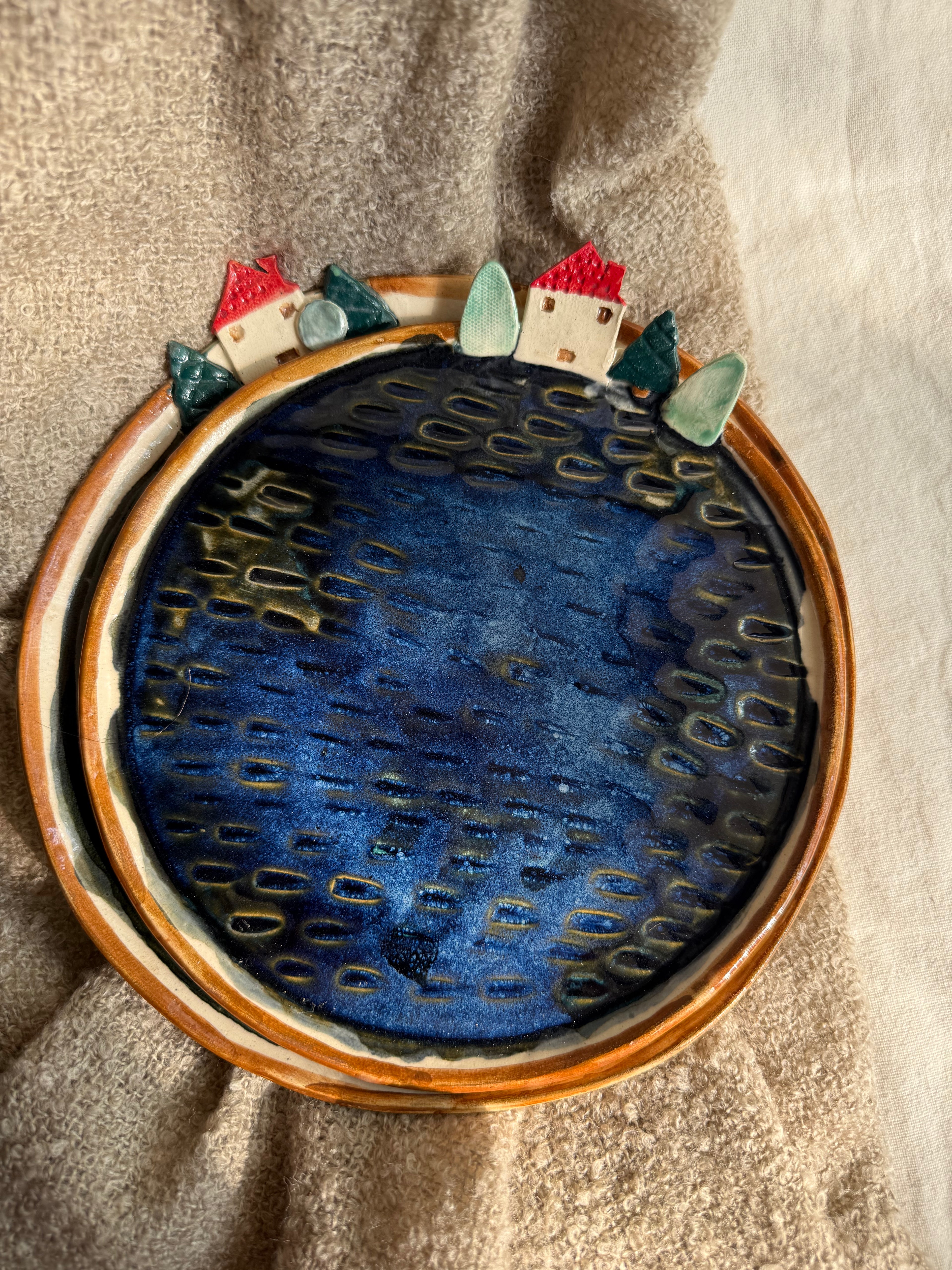 Cottage by the Water Plate