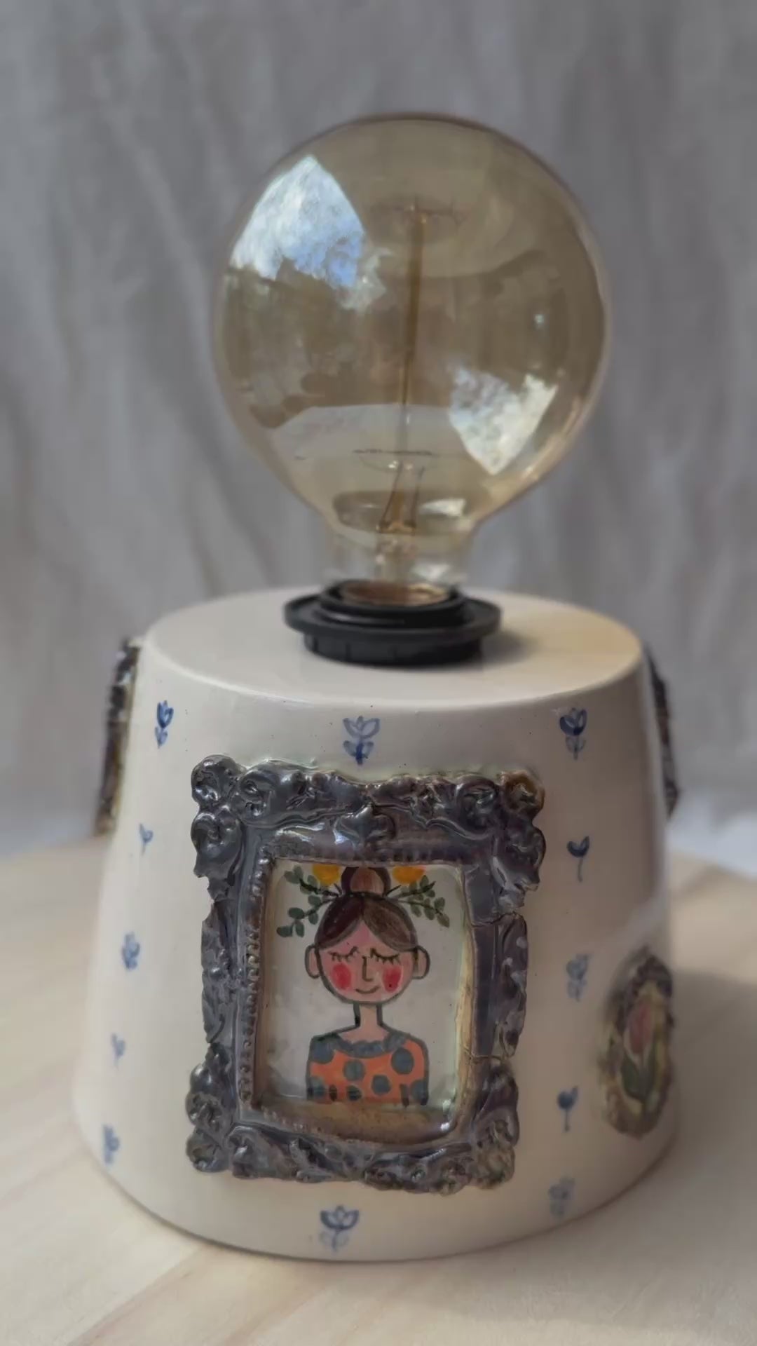 The Storybook Lamp