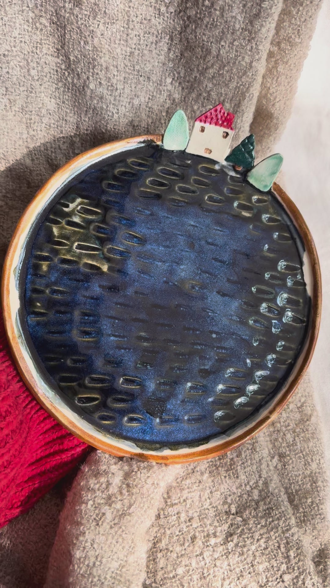 Cottage by the Water Plate